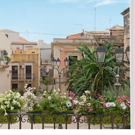 Le Tre Muse Villa Syracuse Bagian luar foto
