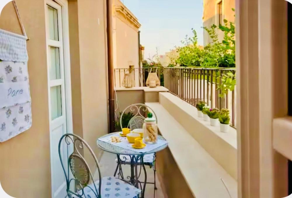 Le Tre Muse Villa Syracuse Bagian luar foto