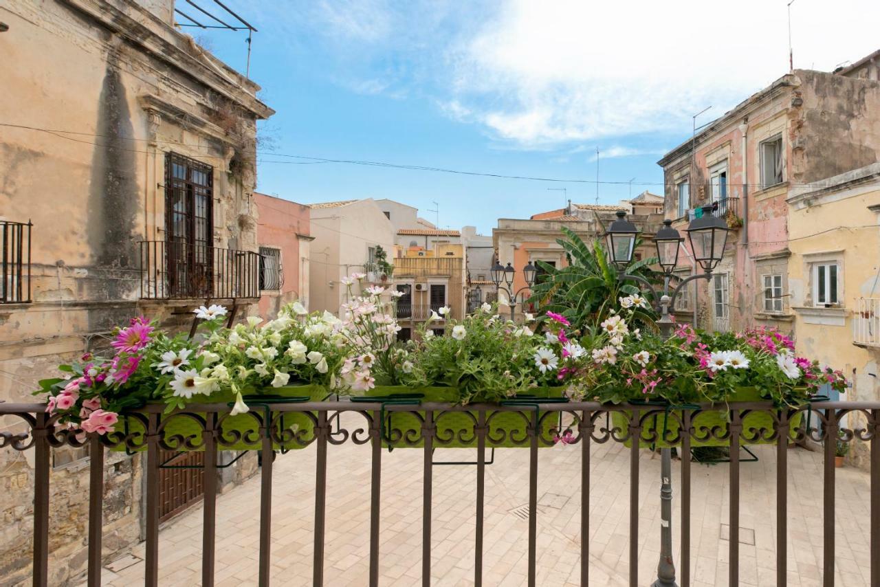 Le Tre Muse Villa Syracuse Bagian luar foto