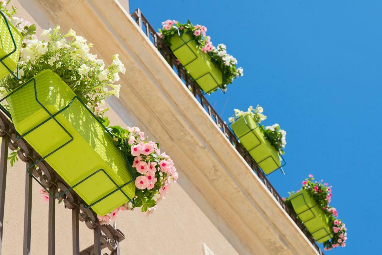 Le Tre Muse Villa Syracuse Bagian luar foto