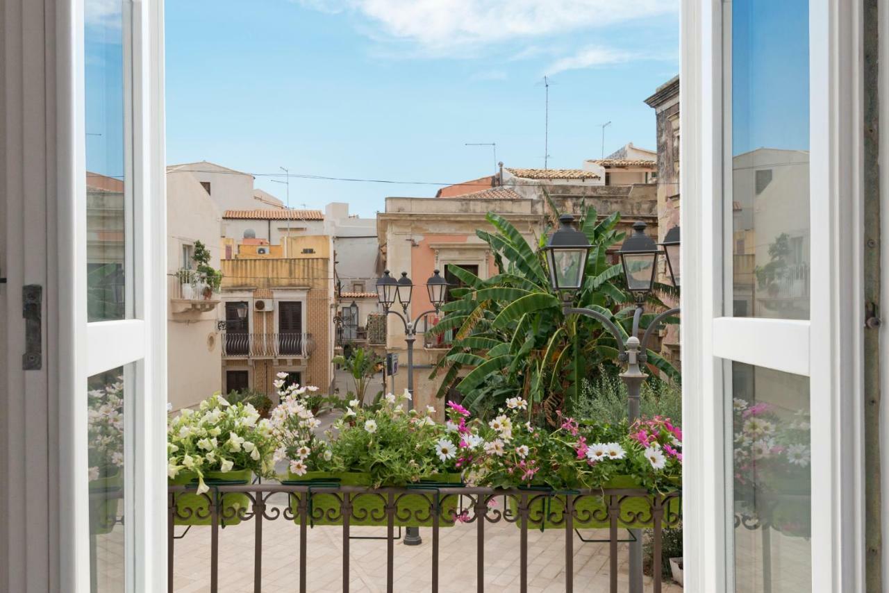 Le Tre Muse Villa Syracuse Bagian luar foto